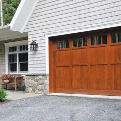 Porte de garage de style rustique