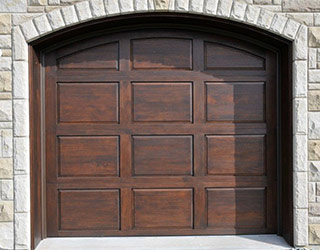 Portes de garage en bois